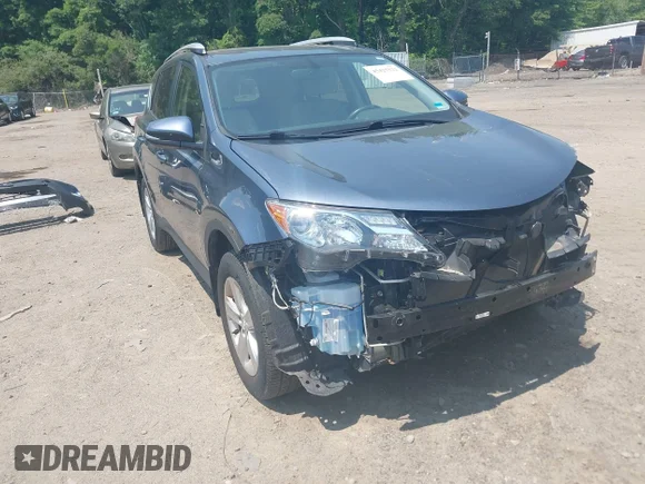 ✅ 2013 Toyota RAV4 XLE • VIN: JTMRFREV2DD015032 • Lot: 45425322. Listed on IAAI with 116,047 mi. Free auction sales archive from the USA and detailed vehicle history report at DreamBid. Image 1.