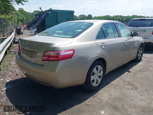 ✅ 2007 Toyota Camry SE • VIN: 4T1BE46K37U656198 • Lot: 45012800. Wystawiony na IAAI z przebiegiem 150 560 mil. Bezpłatny archiwum sprzedaży aukcyjnych z USA i szczegółowy raport historii pojazdu na DreamBid. Zdjęcie 4.