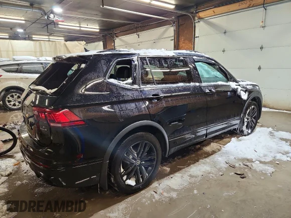✅ 2022 Volkswagen Tiguan SE R-Line Black • VIN: 3VV8B7AX4NM029671 • Lot: 74555555. Wystawiony na Copart z przebiegiem 44 719 mil. Bezpłatny archiwum sprzedaży aukcyjnych z USA i szczegółowy raport historii pojazdu na DreamBid. Zdjęcie 3.