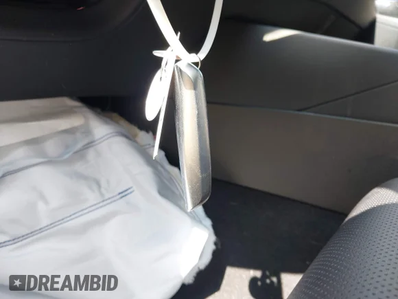 ✅ 2024 BMW i5 eDrive40 • VIN: WBY33FK06RCP56866 • Лот: 42917599. Опубликован ранее на IAAI с пробегом Не указан. Бесплатный доступ к архиву аукционных продаж из США и подробный отчёт об истории автомобиля на DreamBid. Изображение 11.