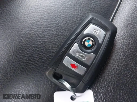✅ 2014 BMW X3 xDrive28i • VIN: 5UXWX9C50E0D36015 • Lot: 43917508. Listed on IAAI with 118,501 mi. Free auction sales archive from the USA and detailed vehicle history report at DreamBid. Image 11.