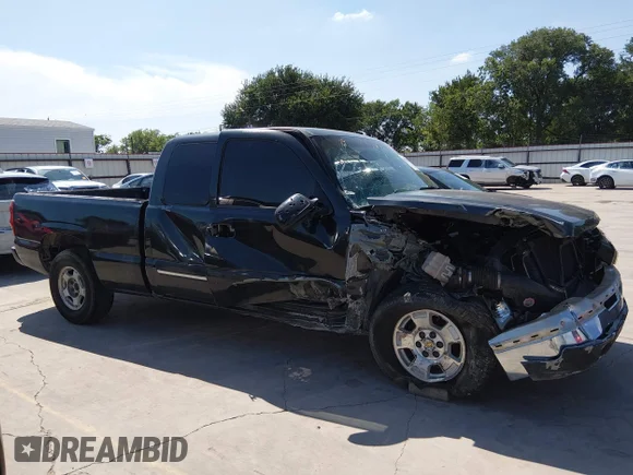 ✅ 2004 Chevrolet Silverado 1500 LS • VIN: 2GCEK19T941259471 • Lot: 45253123. Wystawiony na IAAI z przebiegiem 171 958 mil. Bezpłatny archiwum sprzedaży aukcyjnych z USA i szczegółowy raport historii pojazdu na DreamBid. Zdjęcie 6.