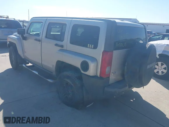✅ 2008 Hummer H3 SUV • VIN: 5GTEN13E288162982 • Lot: 44119899. Wystawiony na IAAI z przebiegiem 289 638 mil. Bezpłatny archiwum sprzedaży aukcyjnych z USA i szczegółowy raport historii pojazdu na DreamBid. Zdjęcie 3.