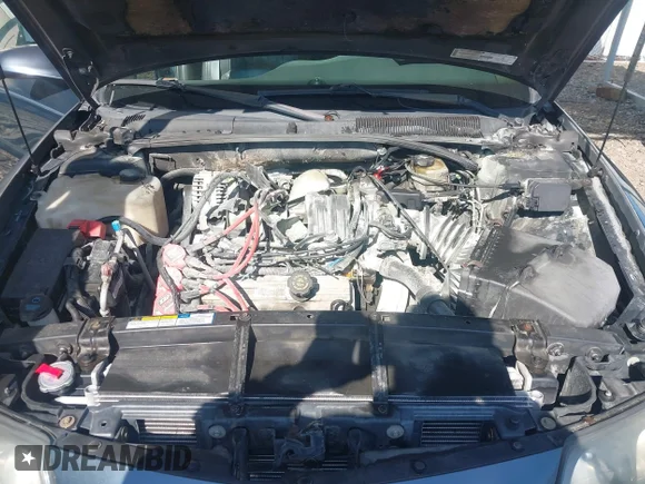 ✅ 2001 Pontiac Bonneville SLE • VIN: 1G2HY54K214171903 • Lot: 44850192. Wystawiony na IAAI z przebiegiem 123 957 mil. Bezpłatny archiwum sprzedaży aukcyjnych z USA i szczegółowy raport historii pojazdu na DreamBid. Zdjęcie 10.