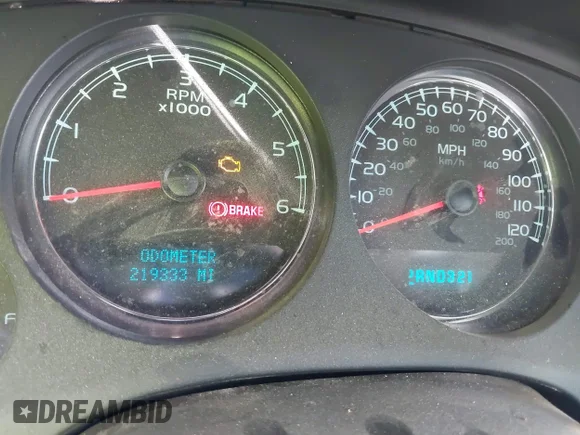 ✅ 2008 Chevrolet Silverado 1500 1LT • VIN: 2GCEK13J681245833 • Lot: 44228481. Wystawiony na IAAI z przebiegiem 219 333 mil. Bezpłatny archiwum sprzedaży aukcyjnych z USA i szczegółowy raport historii pojazdu na DreamBid. Zdjęcie 7.