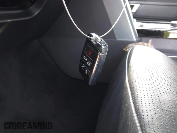 ✅ 2019 Land Rover Discovery HSE Luxury • VIN: SALRT2RV4KA080918 • Лот: 43931825. Опубліковано раніше на IAAI з пробігом Не вказано. Безкоштовний доступ до архіву аукціонних продажів зі США та докладний звіт про історію автомобіля на DreamBid. Зображення 11.