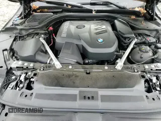 ✅ 2024 BMW 5 Series 530i xDrive • VIN: WBA53FJ0XRCR11444 • Lot: 84242655. Wystawiony na Copart z przebiegiem 28 323 mil. Bezpłatny archiwum sprzedaży aukcyjnych z USA i szczegółowy raport historii pojazdu na DreamBid. Zdjęcie 13.