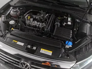 ✅ 2021 Volkswagen Jetta SEL Premium • VIN: 3VWG57BU1MM037714 • Lot: 70232975. Wystawiony na Copart z przebiegiem 69 806 mil. Bezpłatny archiwum sprzedaży aukcyjnych z USA i szczegółowy raport historii pojazdu na DreamBid. Zdjęcie 14.