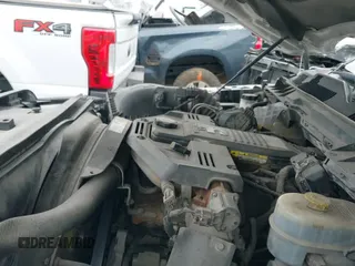 ✅ 2018 Ram 2500 Tradesman • VIN: 3C6UR4HL3JG325551 • Lot: 42171102. Listed on IAAI with 306,153 mi. Free auction sales archive from the USA and detailed vehicle history report at DreamBid. Image 19.