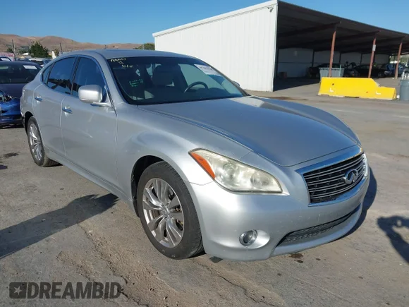 ✅ 2011 Infiniti M • VIN: JN1BY1AP1BM326505 • Lot: 45281228. Wystawiony na IAAI z przebiegiem 167 433 mil. Bezpłatny archiwum sprzedaży aukcyjnych z USA i szczegółowy raport historii pojazdu na DreamBid. Zdjęcie 1.