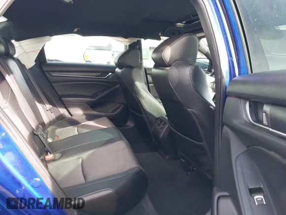 ✅ 2020 Honda Accord Sport • VIN: 1HGCV2F3XLA000468 • Lot: 43976622. Wystawiony na IAAI z przebiegiem 61 082 mil. Bezpłatny archiwum sprzedaży aukcyjnych z USA i szczegółowy raport historii pojazdu na DreamBid. Zdjęcie 8.