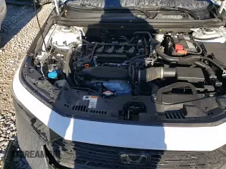 ✅ 2024 Honda Accord LX • VIN: 1HGCY1F25RA021083 • Lot: 86516385. Wystawiony na Copart z przebiegiem 44 691 mil. Bezpłatny archiwum sprzedaży aukcyjnych z USA i szczegółowy raport historii pojazdu na DreamBid. Zdjęcie 15.