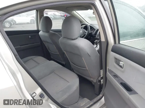 ✅ 2008 Nissan Sentra S • VIN: 3N1AB61E58L626916 • Lot: 44163750. Wystawiony na IAAI z przebiegiem 167 371 mil. Bezpłatny archiwum sprzedaży aukcyjnych z USA i szczegółowy raport historii pojazdu na DreamBid. Zdjęcie 8.