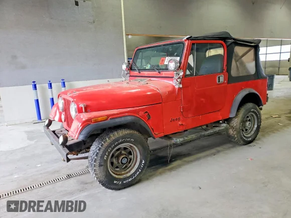 ✅ 1983 Jeep CJ • VIN: 1JCCM87EXDT051817 • Lot: 51565956. Wystawiony na Copart z przebiegiem 101 942 mil. Bezpłatny archiwum sprzedaży aukcyjnych z USA i szczegółowy raport historii pojazdu na DreamBid. Zdjęcie 1.