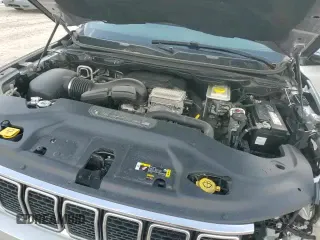 ✅ 2022 Jeep Wagoneer Series II • VIN: 1C4SJUBT5NS160858 • Lot: 59677645. Listed on Copart with 70,849 mi. Free auction sales archive from the USA and detailed vehicle history report at DreamBid. Image 14.