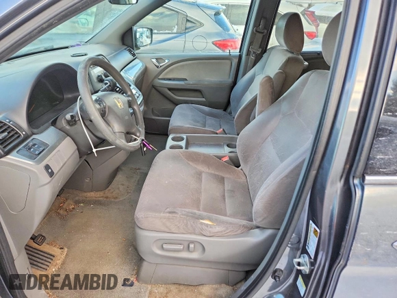 ✅ 2010 Honda Odyssey EX • VIN: 5FNRL3H48AB027862 • Лот: 73594555. Опубликован ранее на Copart с пробегом 250 701 миль. Бесплатный доступ к архиву аукционных продаж из США и подробный отчёт об истории автомобиля на DreamBid. Изображение 7.