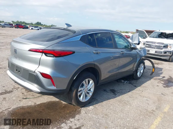 ✅ 2025 Buick Envista Preferred • VIN: KL47LAEPXSB205988 • Лот: 43117797. Опубліковано раніше на IAAI з пробігом 6 193 миль. Безкоштовний доступ до архіву аукціонних продажів зі США та докладний звіт про історію автомобіля на DreamBid. Зображення 4.