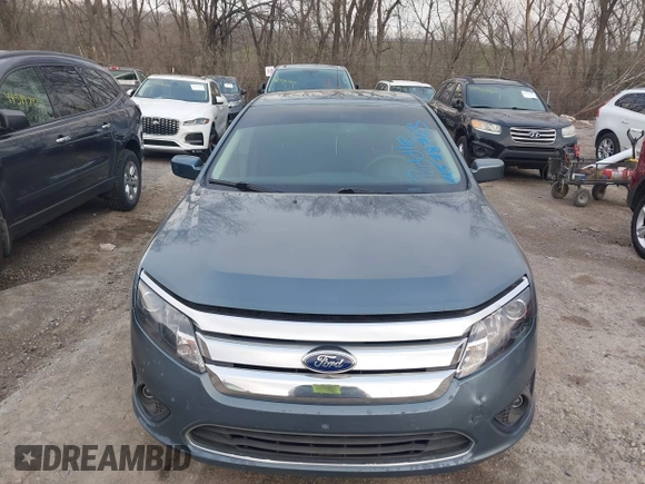 ✅ 2012 Ford Fusion SE • VIN: 3FAHP0HG1CR114437 • Lot: 44578703. Wystawiony na IAAI z przebiegiem 133 664 mil. Bezpłatny archiwum sprzedaży aukcyjnych z USA i szczegółowy raport historii pojazdu na DreamBid. Zdjęcie 6.