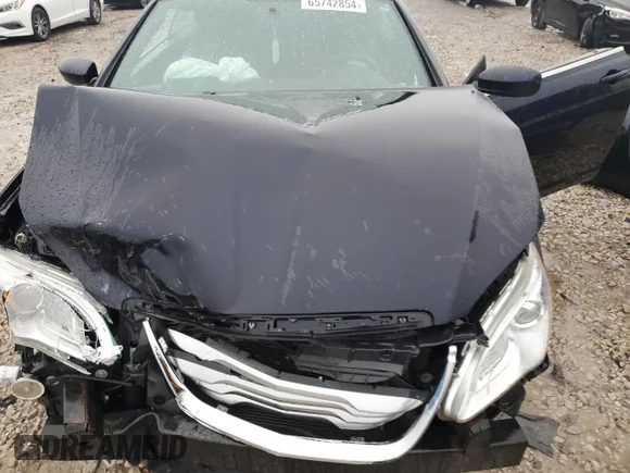 ✅ 2012 Chrysler 200 Touring • VIN: 1C3BCBEB4CN178415 • Лот: 65742854. Опубліковано раніше на Copart з пробігом 117 499 миль. Безкоштовний доступ до архіву аукціонних продажів зі США та докладний звіт про історію автомобіля на DreamBid. Зображення 11.