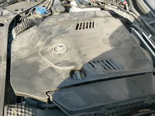 ✅ 2019 Mercedes-Benz S 560 • VIN: WDDUG8DB2KA445284 • Lot: 40861068. Wystawiony na IAAI z przebiegiem 49 279 mil. Bezpłatny archiwum sprzedaży aukcyjnych z USA i szczegółowy raport historii pojazdu na DreamBid. Zdjęcie 19.