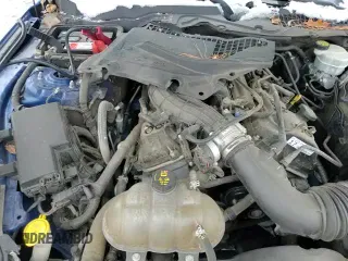 ✅ 2017 Ford Mustang V6 • VIN: 1FA6P8AM2H5286766 • Lot: 94882115. Listed on Copart with 70,898 mi. Free auction sales archive from the USA and detailed vehicle history report at DreamBid. Image 13.