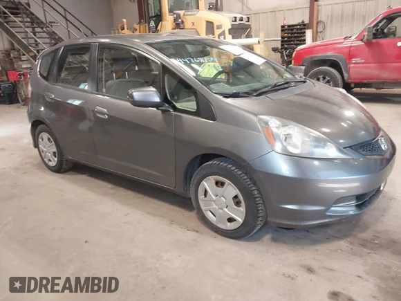 ✅ 2013 Honda Fit • VIN: JHMGE8G32DC031154 • Лот: 44908840. Опубликован ранее на IAAI с пробегом 138 740 миль. Бесплатный доступ к архиву аукционных продаж из США и подробный отчёт об истории автомобиля на DreamBid. Изображение 1.