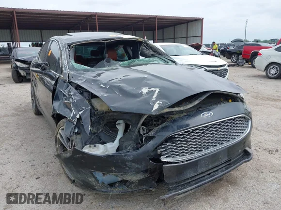 ✅ 2020 Ford Fusion Titanium • VIN: 3FA6P0K92LR192730 • Lot: 44882480. Listed on IAAI with 102,185 mi. Free auction sales archive from the USA and detailed vehicle history report at DreamBid. Image 1.