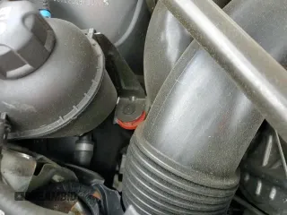 ✅ 2020 BMW X3 M • VIN: 5YMTS0C08L9B72077 • Lot: 63934655. Wystawiony na Copart z przebiegiem 26 654 mil. Bezpłatny archiwum sprzedaży aukcyjnych z USA i szczegółowy raport historii pojazdu na DreamBid. Zdjęcie 16.