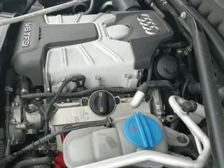 ✅ 2015 Audi SQ5 Premium Plus • VIN: WA1CGAFP1FA078254 • Lot: 42741467. Listed on IAAI with 99,978 mi. Free auction sales archive from the USA and detailed vehicle history report at DreamBid. Image 18.