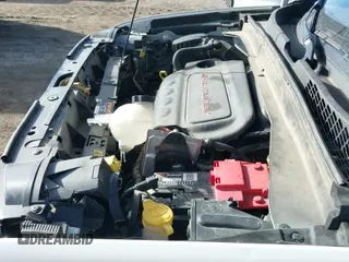 ✅ 2020 Jeep Renegade Sport • VIN: ZACNJBAB2LPL00570 • Lot: 41745753. Wystawiony na IAAI z przebiegiem 88 803 mil. Bezpłatny archiwum sprzedaży aukcyjnych z USA i szczegółowy raport historii pojazdu na DreamBid. Zdjęcie 20.