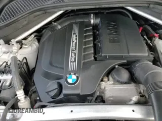 ✅ 2018 BMW X6 xDrive35i • VIN: 5UXKU2C59J0X49735 • Lot: 89459865. Wystawiony na Copart z przebiegiem 110 273 mil. Bezpłatny archiwum sprzedaży aukcyjnych z USA i szczegółowy raport historii pojazdu na DreamBid. Zdjęcie 14.