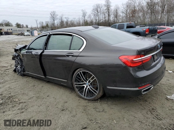 ✅ 2017 BMW 7 Series 740i • VIN: WBA7E2C36HG740749 • Lot: 39083573. Wystawiony na Copart z przebiegiem Nie podano. Bezpłatny archiwum sprzedaży aukcyjnych z USA i szczegółowy raport historii pojazdu na DreamBid. Zdjęcie 2.