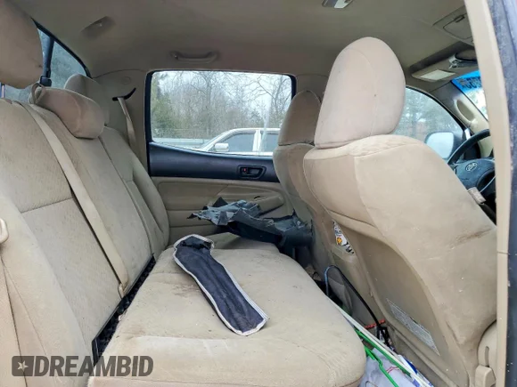 ✅ 2011 Toyota Tacoma PreRunner • VIN: 5TFJU4GN6BX004694 • Lot: 75859265. Wystawiony na Copart z przebiegiem 172 443 mil. Bezpłatny archiwum sprzedaży aukcyjnych z USA i szczegółowy raport historii pojazdu na DreamBid. Zdjęcie 10.