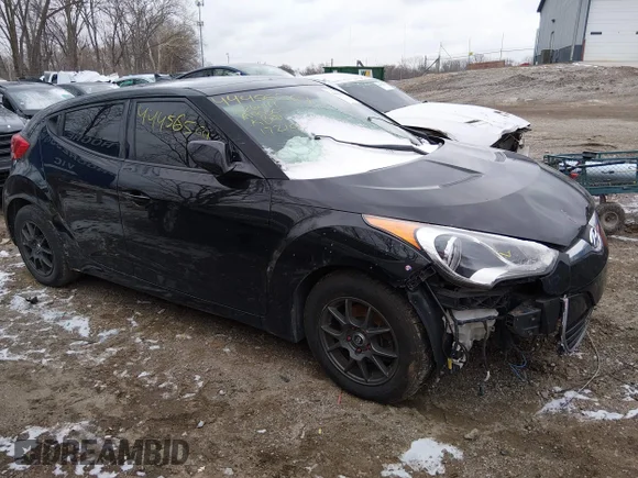 ✅ 2013 Hyundai Veloster RE:MIX • VIN: KMHTC6AD7DU172108 • Lot: 44456564. Wystawiony na IAAI z przebiegiem 95 422 mil. Bezpłatny archiwum sprzedaży aukcyjnych z USA i szczegółowy raport historii pojazdu na DreamBid. Zdjęcie 1.
