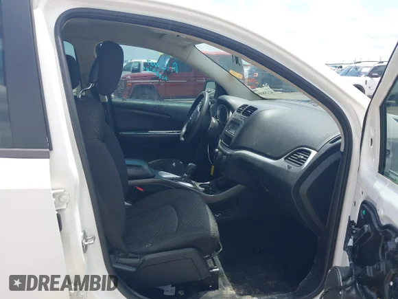 ✅ 2013 Dodge Journey SE • VIN: 3C4PDCAB1DT715883 • Лот: 42188089. Опубліковано раніше на IAAI з пробігом 111 905 миль. Безкоштовний доступ до архіву аукціонних продажів зі США та докладний звіт про історію автомобіля на DreamBid. Зображення 5.