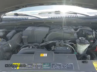 ✅ 2002 Ford Explorer Eddie Bauer • VIN: 1FMDU74E42ZC47584 • Lot: 42456721. Wystawiony na IAAI z przebiegiem 141 518 mil. Bezpłatny archiwum sprzedaży aukcyjnych z USA i szczegółowy raport historii pojazdu na DreamBid. Zdjęcie 19.