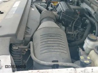 ✅ 2006 Ford Expedition Eddie Bauer • VIN: 1FMPU17516LA38124 • Lot: 42860673. Listed on IAAI with 125,204 mi. Free auction sales archive from the USA and detailed vehicle history report at DreamBid. Image 12.