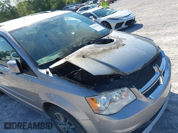 ✅ 2016 Dodge Grand Caravan SXT • VIN: 2C4RDGCG4GR279112 • Лот: 45083486. Опубліковано раніше на IAAI з пробігом 140 802 миль. Безкоштовний доступ до архіву аукціонних продажів зі США та докладний звіт про історію автомобіля на DreamBid. Зображення 6.
