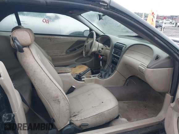 ✅ 2004 Ford Mustang GT Deluxe • VIN: 1FAFP45X04F140058 • Lot: 45090959. Wystawiony na IAAI z przebiegiem 170 348 mil. Bezpłatny archiwum sprzedaży aukcyjnych z USA i szczegółowy raport historii pojazdu na DreamBid. Zdjęcie 5.