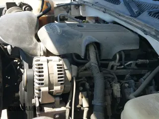 2006 GMC Sierra 1500 SLE1 с VIN 2GTEK13Z961350529, выставлен на аукционе IAAI как лот 42452893 с пробегом 180 106 миль миль и . История ставок и продаж доступна на DreamBid. Изображение 22.