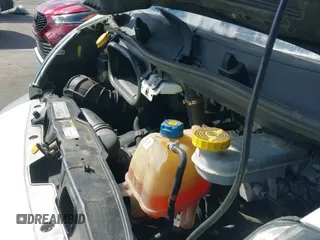 ✅ 2021 Ram ProMaster Cargo • VIN: 3C6LRVDG5ME530282 • Lot: 43430266. Wystawiony na IAAI z przebiegiem 190 710 mil. Bezpłatny archiwum sprzedaży aukcyjnych z USA i szczegółowy raport historii pojazdu na DreamBid. Zdjęcie 19.