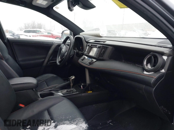 ✅ 2017 Toyota RAV4 SE • VIN: 2T3JFREV2HW663346 • Лот: 44265464. Опубліковано раніше на IAAI з пробігом 89 628 миль. Безкоштовний доступ до архіву аукціонних продажів зі США та докладний звіт про історію автомобіля на DreamBid. Зображення 5.