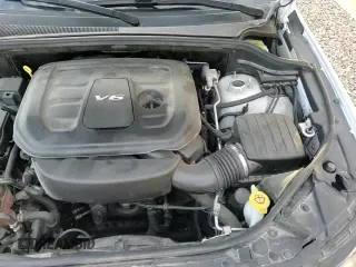 ✅ 2018 Jeep Grand Cherokee Limited • VIN: 1C4RJFBG2JC433384 • Lot: 91971705. Wystawiony na Copart z przebiegiem 113 255 mil. Bezpłatny archiwum sprzedaży aukcyjnych z USA i szczegółowy raport historii pojazdu na DreamBid. Zdjęcie 14.