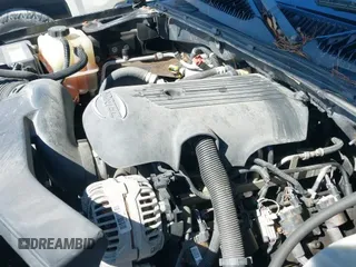 ✅ 2005 Chevrolet Suburban LT • VIN: 1GNFK16Z55J251296 • Лот: 42119068. Опубликован ранее на IAAI с пробегом 312 449 миль. Бесплатный доступ к архиву аукционных продаж из США и подробный отчёт об истории автомобиля на DreamBid. Изображение 16.