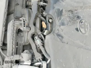 ✅ 2019 Toyota Camry SE • VIN: 4T1B11HK0KU165166 • Lot: 43414132. Wystawiony na IAAI z przebiegiem 172 690 mil. Bezpłatny archiwum sprzedaży aukcyjnych z USA i szczegółowy raport historii pojazdu na DreamBid. Zdjęcie 20.