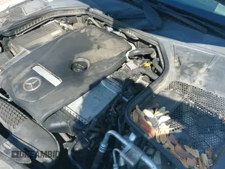 ✅ 2016 Mercedes-Benz C 300 • VIN: 55SWF4JB9GU096785 • Lot: 43395350. Wystawiony na IAAI z przebiegiem 102 226 mil. Bezpłatny archiwum sprzedaży aukcyjnych z USA i szczegółowy raport historii pojazdu na DreamBid. Zdjęcie 19.