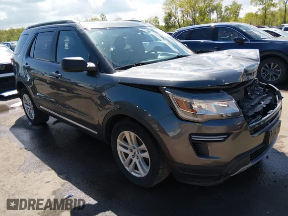 ✅ 2019 Ford Explorer XLT • VIN: 1FM5K8D82KGA86058 • Лот: 45031674. Опубликован ранее на IAAI с пробегом 87 238 миль. Бесплатный доступ к архиву аукционных продаж из США и подробный отчёт об истории автомобиля на DreamBid. Изображение 1.