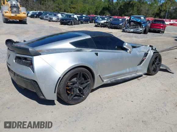 ✅ 2017 Chevrolet Corvette Grand Sport 2LT • VIN: 1G1YY2D79H5121664 • Лот: 40684051. Опубліковано раніше на IAAI з пробігом 41 385 миль. Безкоштовний доступ до архіву аукціонних продажів зі США та докладний звіт про історію автомобіля на DreamBid. Зображення 4.