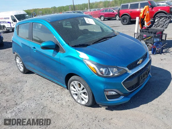 ✅ 2019 Chevrolet Spark LT • VIN: KL8CD6SA2KC703703 • Lot: 42101790. Wystawiony na IAAI z przebiegiem 136 171 mil. Bezpłatny archiwum sprzedaży aukcyjnych z USA i szczegółowy raport historii pojazdu na DreamBid. Zdjęcie 1.