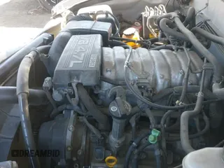 ✅ 2002 Toyota Sequoia SR5 • VIN: 5TDBT44A02S104272 • Lot: 42737235. Wystawiony na IAAI z przebiegiem 276 916 mil. Bezpłatny archiwum sprzedaży aukcyjnych z USA i szczegółowy raport historii pojazdu na DreamBid. Zdjęcie 19.